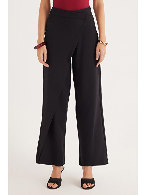 TUDORS Kadın Standart Fit Geniş Paça Siyah Double Pantolon - S000522918-19351