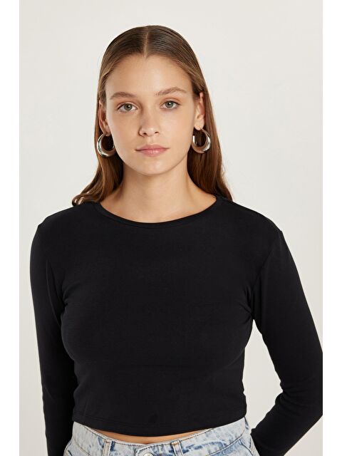 TUDORS Kadın Slim Fit Dar Kesim Uzun Kollu Bisiklet Yaka Siyah Bluz - S000521310-19351