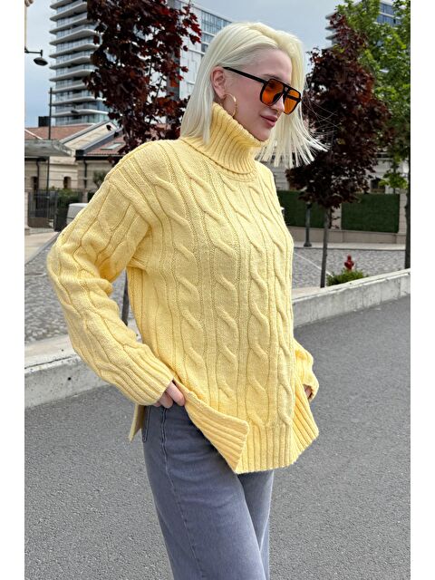 Madmext Sarı Boğazlı Triko Kazak Mg2376 - S000437740-20072