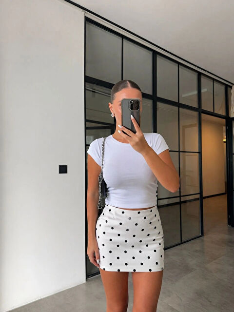 eka Kadın Beyaz Fermuarlı Şort Etek 10830