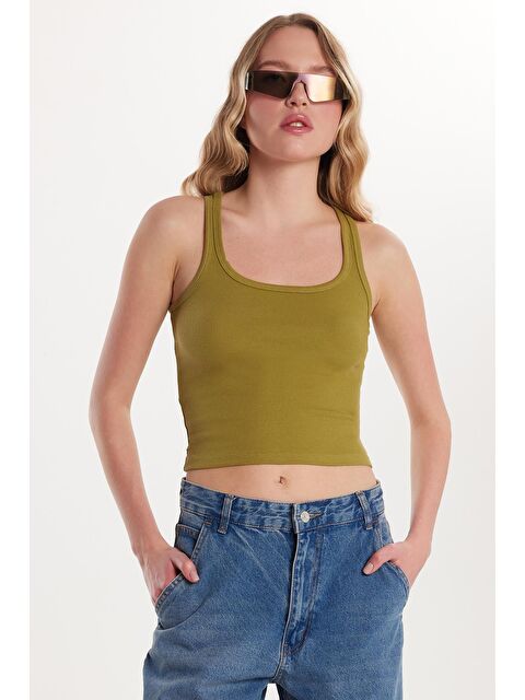 TUDORS Kadın Slim Fit Dar Kesim İnce Askılı U Yaka Yeşil Body Atlet - S000521346-18194