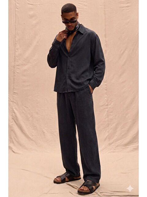 Tarz Cool Erkek Haki Lyocell Kumaş Oversize Gömlek Pantolon Takım – Rahat Kesim Yazlık Kombin