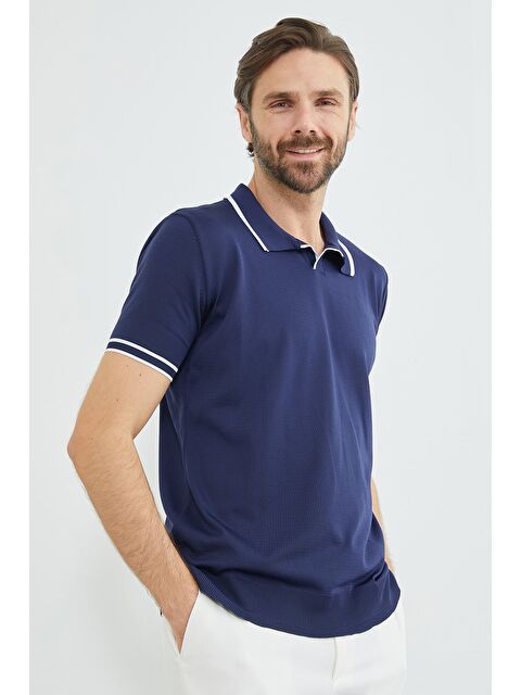 Fullamoda Yaka Ve Kol Çizgili Apaş Yaka Triko Tişört