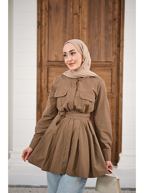 Locco Moda Kadın Çift Cep Detay Gizli Düğmeli Bel Bağlamalı Gömlek Kahverengi - S000527146-19413