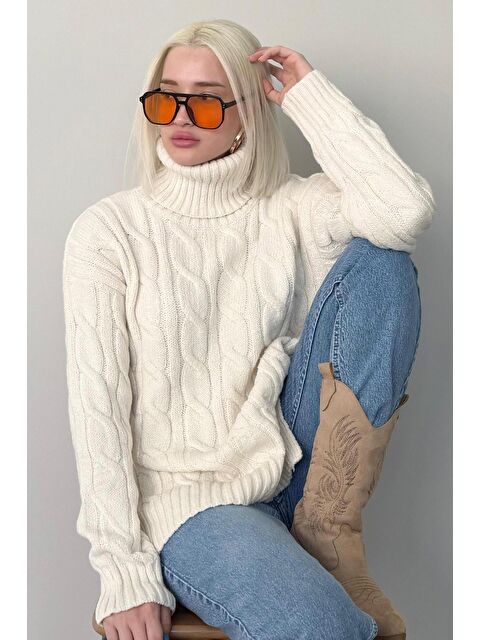 Madmext Ekru Boğazlı Triko Kazak Mg2376 - S000437740-19965