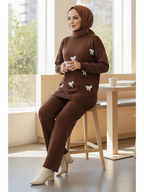 Tofisa Fiyonklu Nakışlı İkili Triko Takım Kahve - 28032-KAHVE - S000483653-19413
