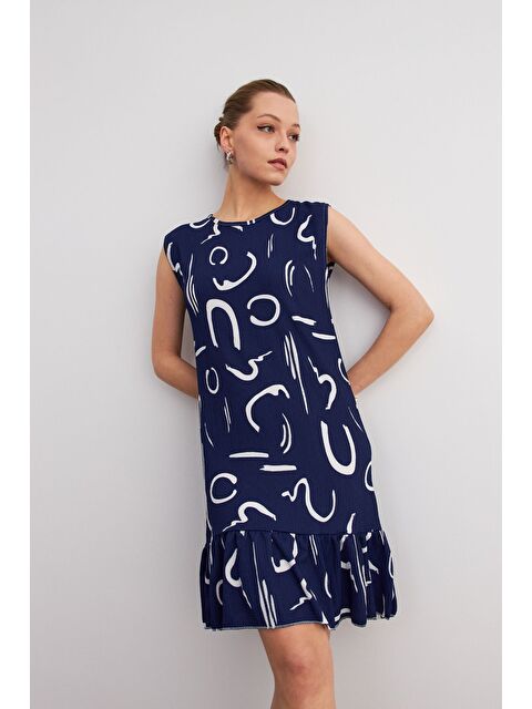 Trendseninle Kadın Lacivert Desenli Kolsuz Mini Krinkıl Elbise - S000372467-21164