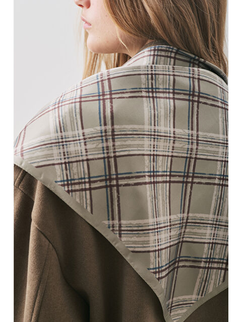 Manuka Desenli Orta Boy Saten Fular Novel Yeşil - S000471217-19978