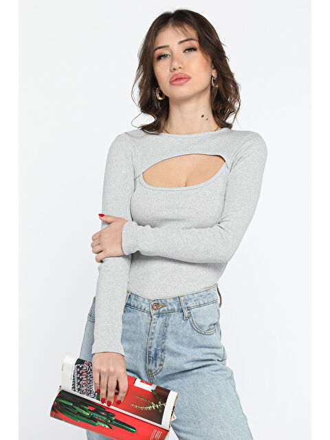 Gülseli Ön Pencereli Elastanlı Kaşkorse Bluz - S000290592-20600