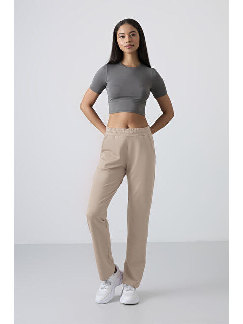 Tommylife Koyu Bej Yüksek Bel Cepli Rahat Form Klasik Paça Kadın Eşofman Alt - 94584 - S000029654-19933