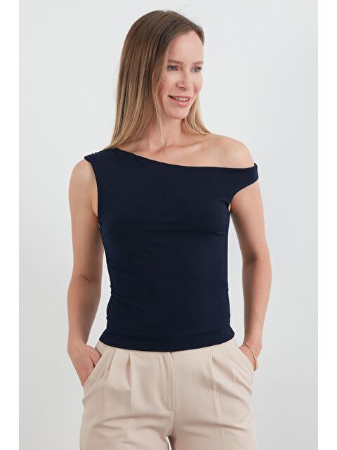 Fullamoda Yanları Drapeli Tek Kol Bluz - S000380610-21164