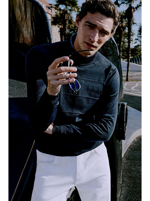 Altınyıldız Classics Erkek Lacivert Standart Fit Normal Kesim Yarım Balıkçı Yaka Dokulu Triko Kazak - S000446908-21164