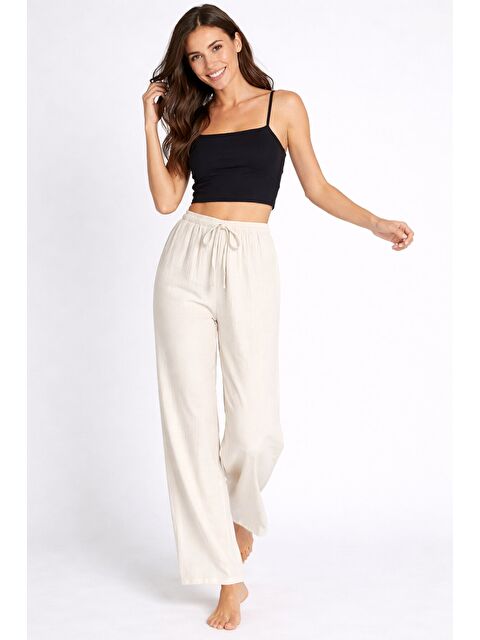 carla10 Bürümcük Kumaş Lastikli Bel Salaş Pantolon – Ekru Rahat Kesim Günlük Şıklık