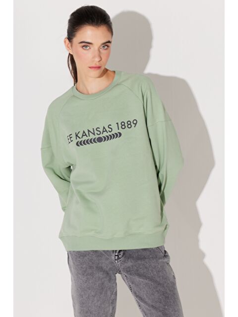 Lee Oversize Fit Geniş Kesim Bisiklet Yaka Şardonlu Açık Yeşil Sweatshirt