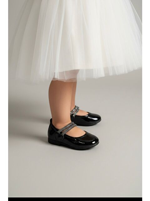 GÖRKEM BEBE AYAKKABI VE TEKSTİL KIZ ÇOCUK TAŞLI KALPLİ BABET - S000502487-1720