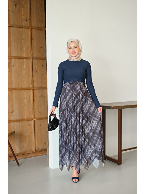 Locco Moda Kadın Ekose Desen Dikiş İzli Yandan Bağcık Detaylı Şifon Etek Antrasit