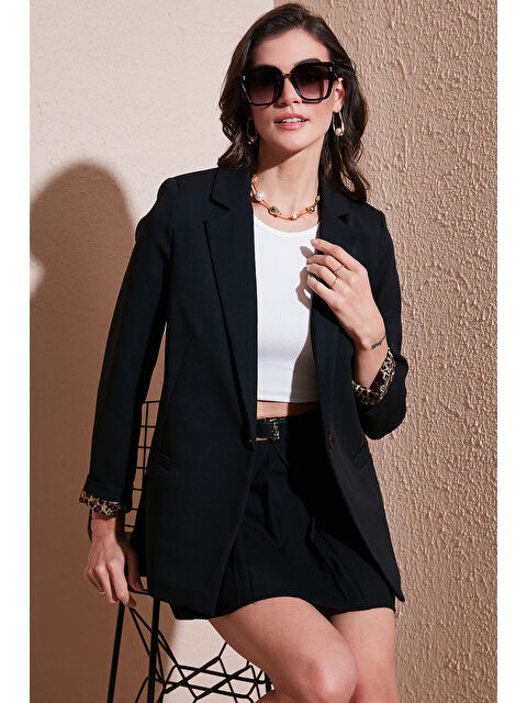 Lela Standart Fit Mono Yaka Desenli Astar Detaylı Blazer Ceket 6524003 - S000355488-19351