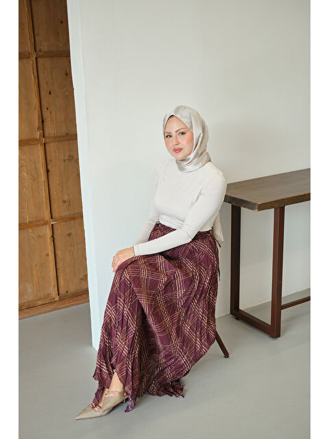 Locco Moda Kadın Ekose Desen Dikiş İzli Yandan Bağcık Detaylı Şifon Etek Mürdüm