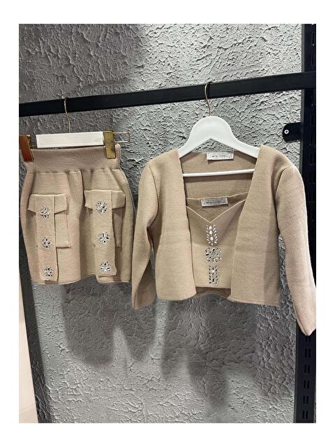 Riccotarz Kız Çocuk Askılı Bluz Hırka ve Elmas Taş İşlemeli Cepli Bej Triko Etekli Takım - S000473825-19928