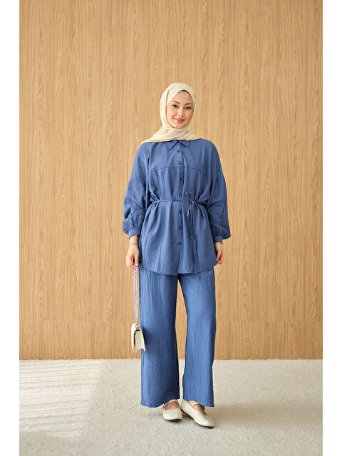 Locco Moda Kadın Kırışık Desen Bel Bağlamalı Gömlek Yaka Takım Saks Mavi