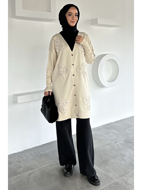 Julude Gülseli Çiçek Fistolu Taş İşlemeli Ön Düğmeli Tesettür Triko Hırka - S000470327-25636