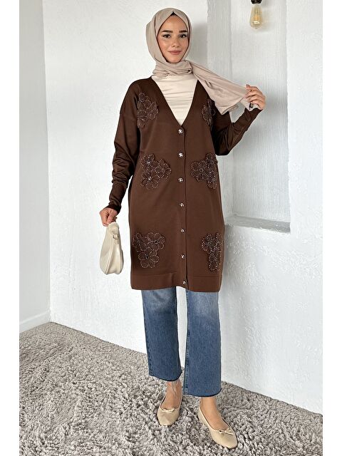 Julude Gülseli Çiçek Fistolu Taş İşlemeli Ön Düğmeli Tesettür Triko Hırka - S000470327-19413