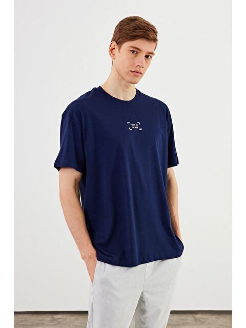 Mmetalic Leo Erkek Oversize Tişört %100 Pamuk Bisiklet Yaka Baskı Detaylı Basic Tişört MTLCE85 - S000232143-21164