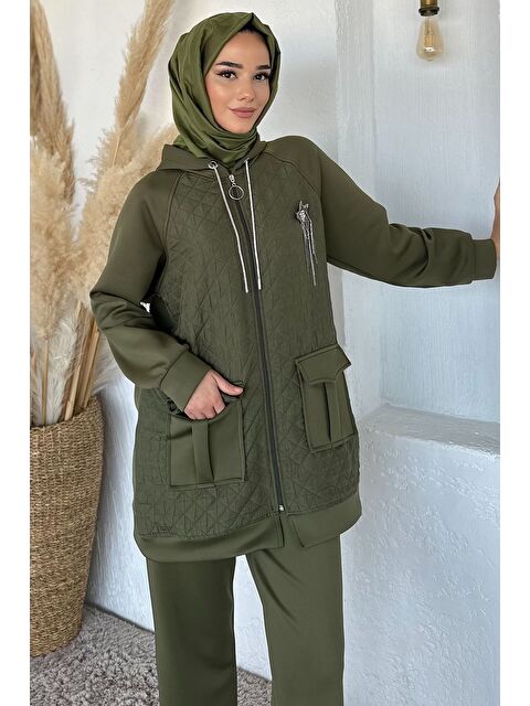 Julude Kapitoneli Broş Detaylı Kapüşonlu Tesettür Tunik Bel Lastikli Pantolon İkili Takım - S000470340-18547