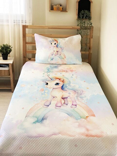 Evmila Masal Prensesi Desenli Çocuk Tek Kişilik Pike Takımı 160x220 cm - S000164114-23173