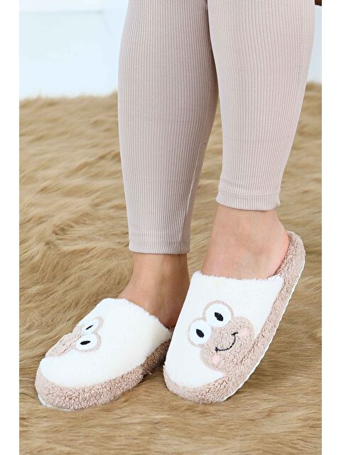 Tofisa Kadın Bej Kurbağa İşlemeli Ev Terliği - 27779-BEJ - S000463489-19928