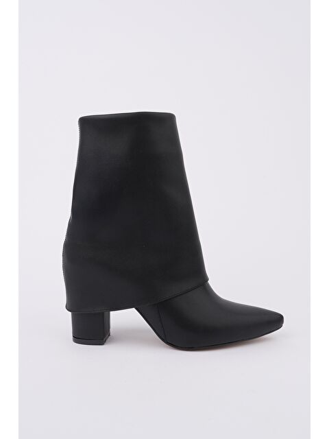Muggo İMPERA Sivri Burun Kalın Topuklu Fermuarlı Kadın Bot - S000445380-2530