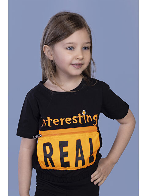 Toontoykids Kız Çocuk Crop Model Cebi Reflektör Detaylı Baskılı Tişört