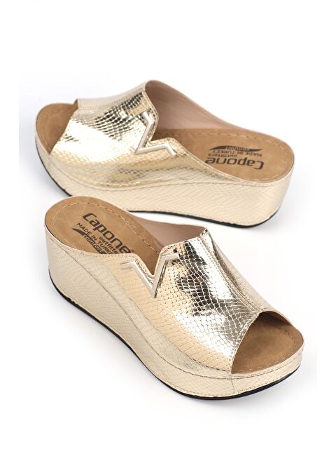 Capone Outfitters 6145 Kadın Dolgu Topuklu V Toka Terlik - S000210674-20076