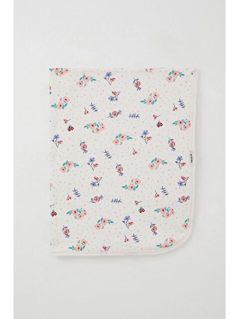 Breeze Yenidoğan Bebek Battaniyesi Çiçek Desenli Puantiye Detaylı Ekru (81 X 88 Cm) - S000516792-19965