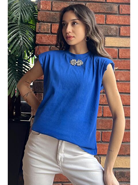 Gülseli Yaka Taşlı Omuz Vatkalı Kolsuz Bluz - S000300407-23710