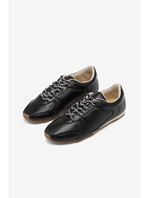 TONNY BLACK Kadın Siyah Cilt Kauçuk Taban Nefes Alabilen Bağcıklı Sneaker