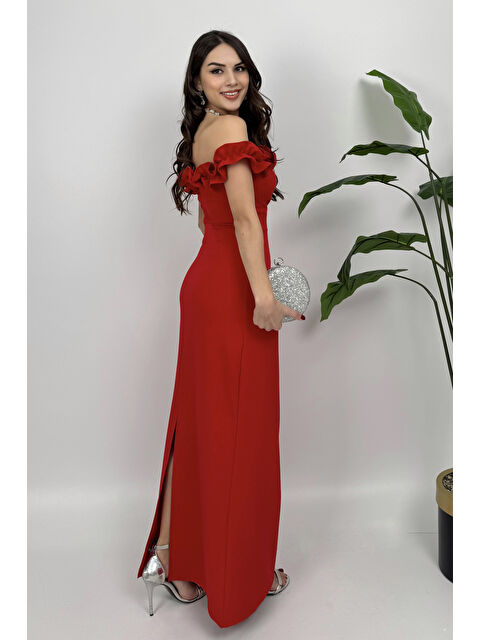 Lafaba Kadın Kırmızı Fırfırlı Kayık Yaka Uzun Abiye Elbise
