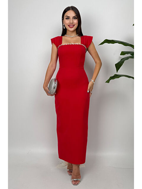 Lafaba Kadın Kırmızı Düşük Omuz Taş Detay Yırtmaçlı Maxi Kalem Elbise