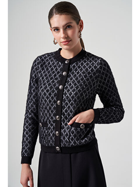 Nuss Triko Düğme Detay Kısa Hırka 7002 Siyah-Ekru - S000292553-19965