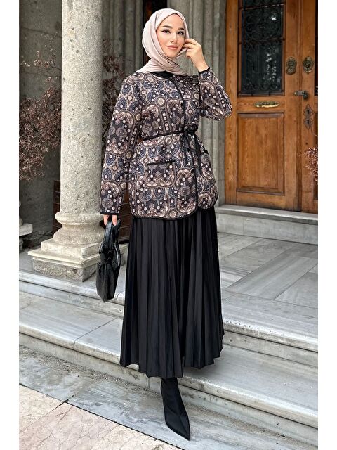 Julude Ön Düğmeli Etnik Desen Kapitoneli Tesettür Ceket - S000470319-19351