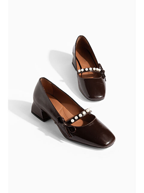 Daxtors D00104 Günlük Ortopedik Klasik Topuklu Kadın Ayakkabı