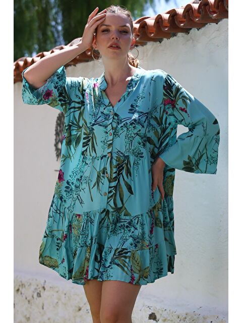 Chiccy Turkuaz Hakim Yaka Volanlı Kol Düğmeli Eteği Fırfırlı Allover Baskılı Casual Dokuma Elbise 90 64 - S000416108-20055