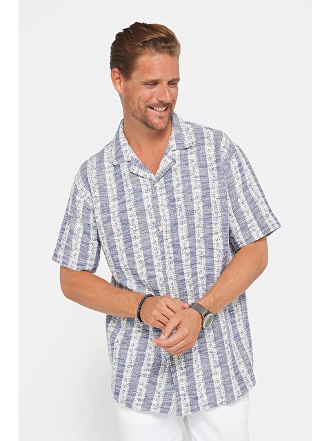 TUDORS Erkek Relax Fit Rahat Kesim Kısa Kollu Örme Doku Mavi Apaş Yaka Gömlek