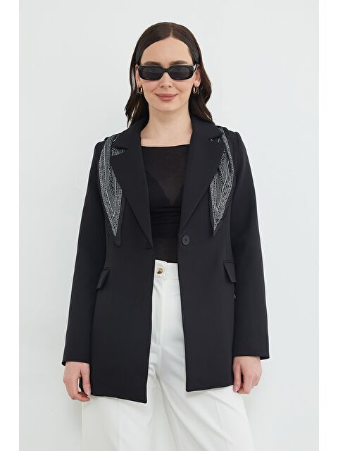 Fullamoda Fular Detaylı Omuz Vatkalı Blazer Ceket