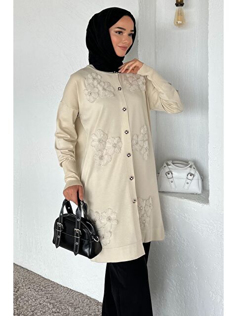 Julude Gülseli Çiçek Fistolu Ön Düğmeli Tesettür Triko Hırka - S000470384-25636