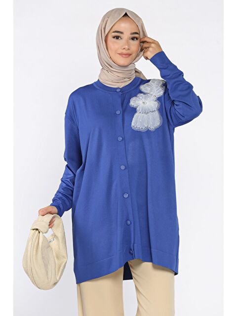 Julude Çiçek Figürlü Ön Düğmeli Tesettür Triko Hırka (s-m-l-xl Beden Uyumludur.) - S000470400-23710