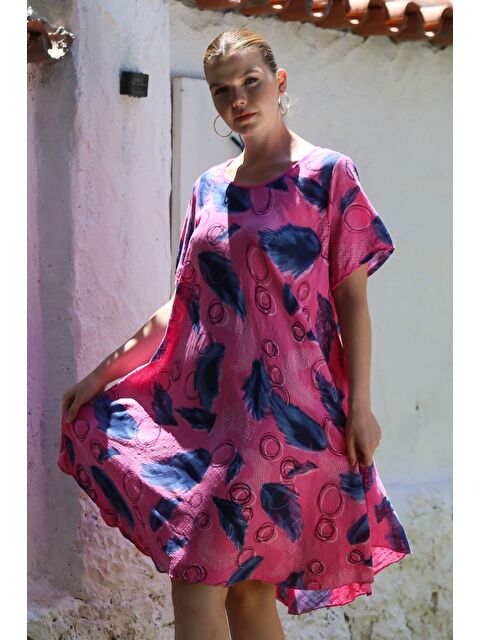 Chiccy İtalyan Fuşya Havuz Yaka Kısa Kol Allover Baskılı Casual Oversize Dokuma Elbise 110 75 - S000416129-18686