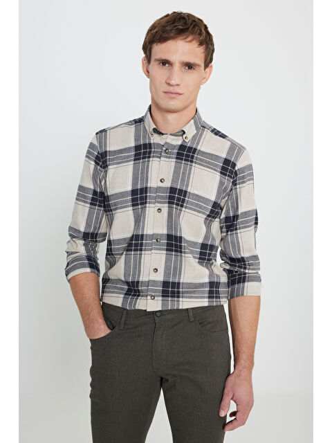 Altınyıldız Classics Erkek Kahve-Bej Pamuklu Slim Fit Dar Kesim Kareli Flanel Gömlek - S000402909-37315