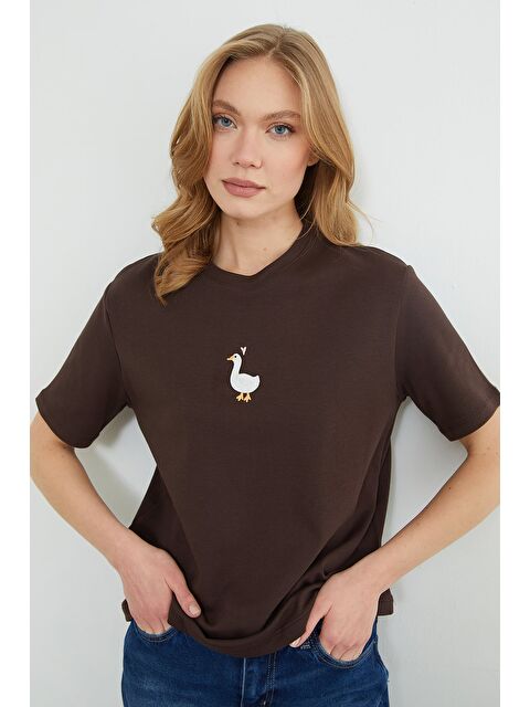 Fullamoda Ördek Nakışlı Bisiklet Yaka Salaş Tişört