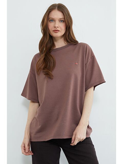 Fullamoda Metal Aksesuarlı Bisiklet Yaka Oversize Tişört